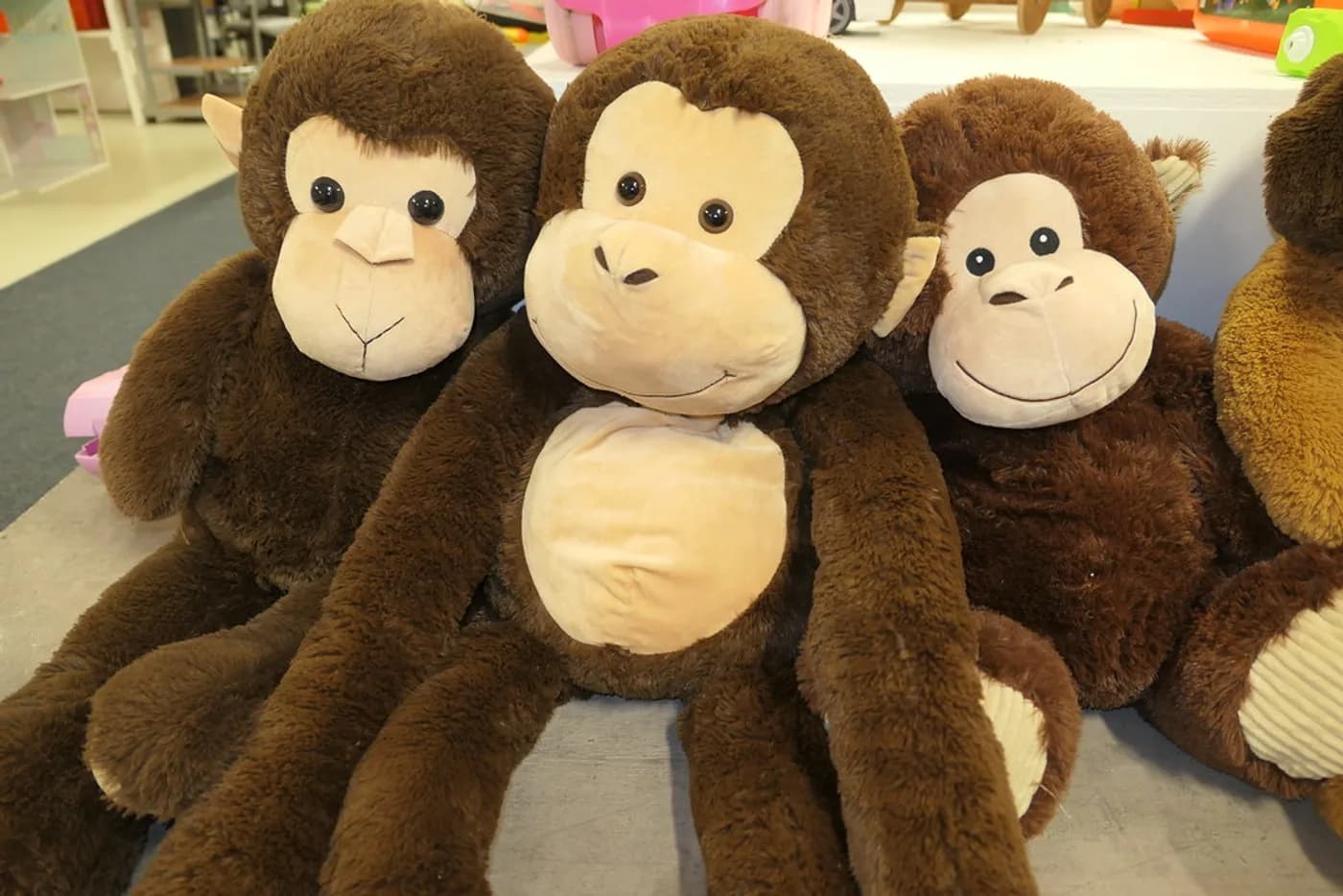 Bandar Monkey Buddies (Pair)