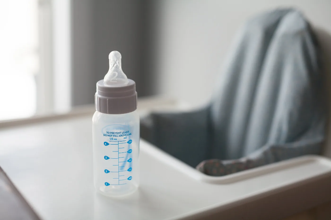 Wide-Neck Feeding Bottle (250 ml)